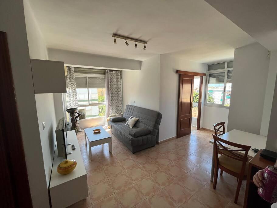 Apartamento Ginebra Торре-дель-Мар Екстер'єр фото